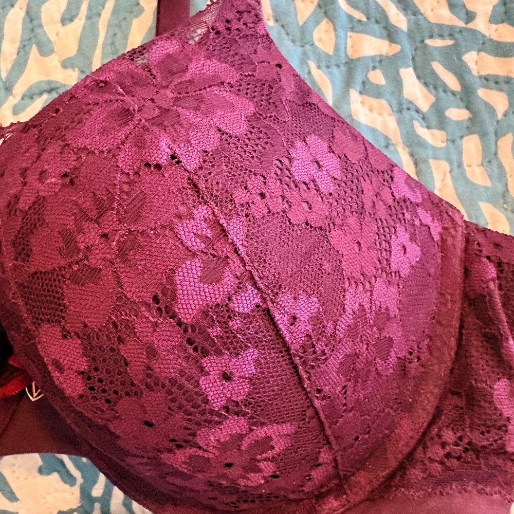 NWOT Victoria’s Secret Floral Lace Bra in Rich Purple 38C - Picture 5 of 5